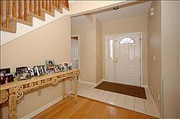 2nd image of 6 Kent Dr