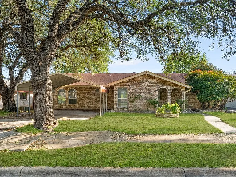 6323 Forest Bnd — Photo 34