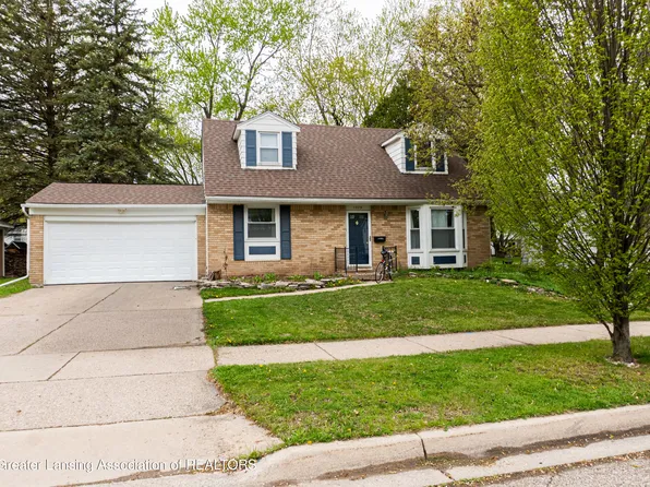 1973 Pinecrest Dr, East Lansing, MI 48823