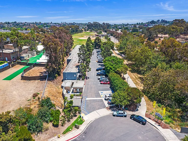 Point Loma Bay Apartments | Coastal Living Near the Beach — Photo 36