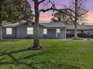 107 N River Dr, Columbus, TX 78934