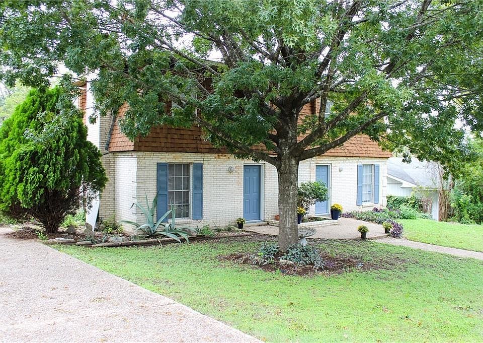 1st image of 3106 Catalina Dr #A