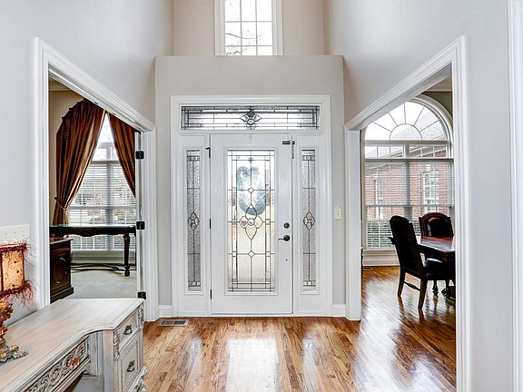 4th image of 246 Bishop Farm Way NW