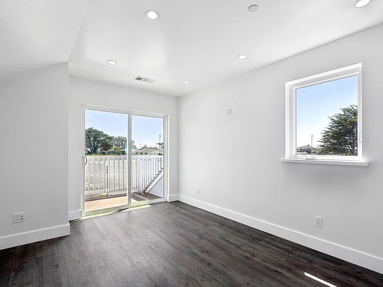 543 Filbert St #B — Photo 6