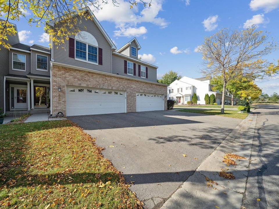 1st image of 1358 White Oak Dr