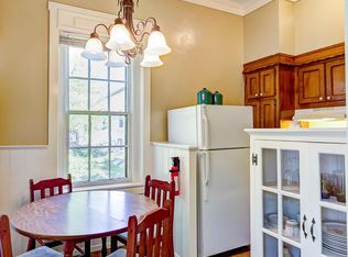 1104 Monroe St, Vicksburg, MS 39183