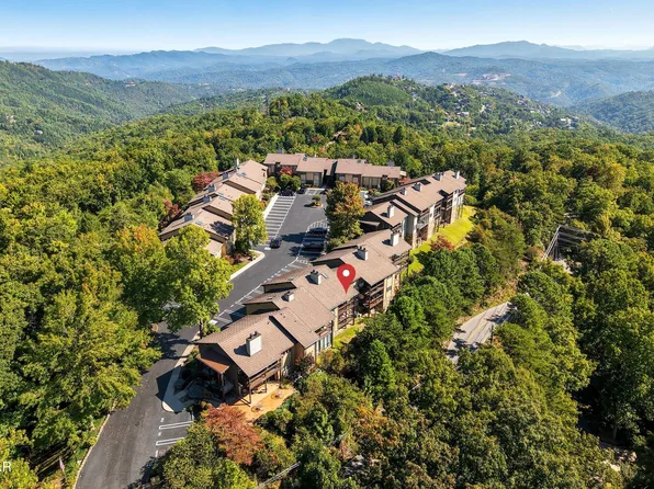 1050 Ski View Dr #105, Gatlinburg, TN 37738