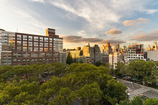 Sold by Compass | media 14