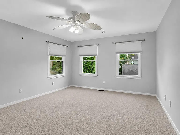 1604 Cotswald Ct #1604 — Photo 9