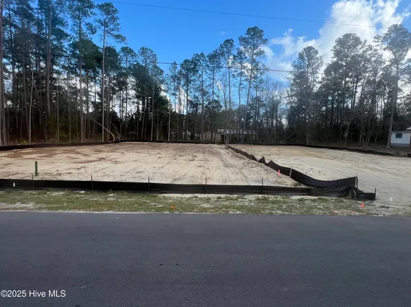 9075 National Avenue NE, Leland, NC 28451