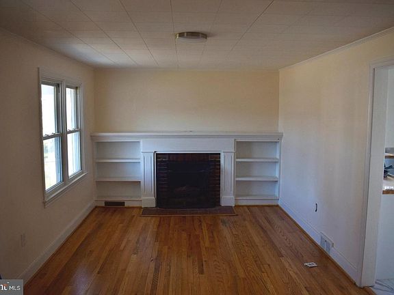 4th image of 1014 W Virginia Ave