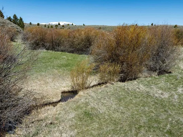 40 Mike Day Dr, White Sulphur Springs, MT 59645
