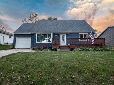 207 N Pine Ave, Hinton, IA, 51024