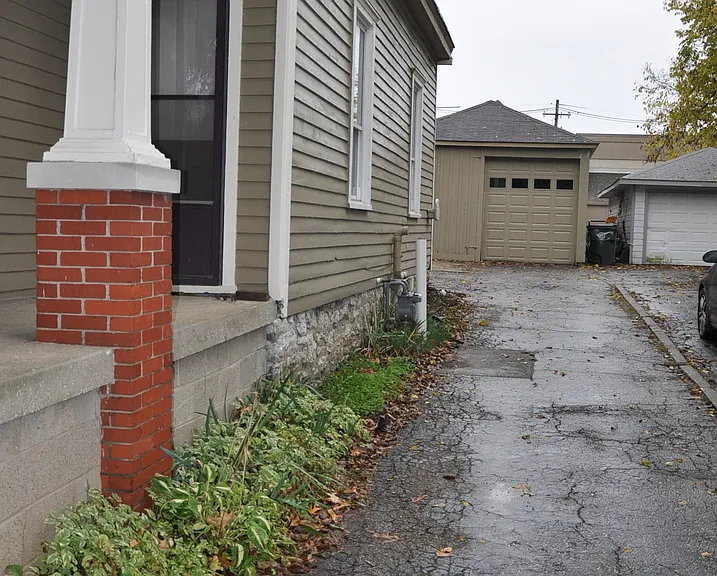 324 S Broadway Park — Photo 3