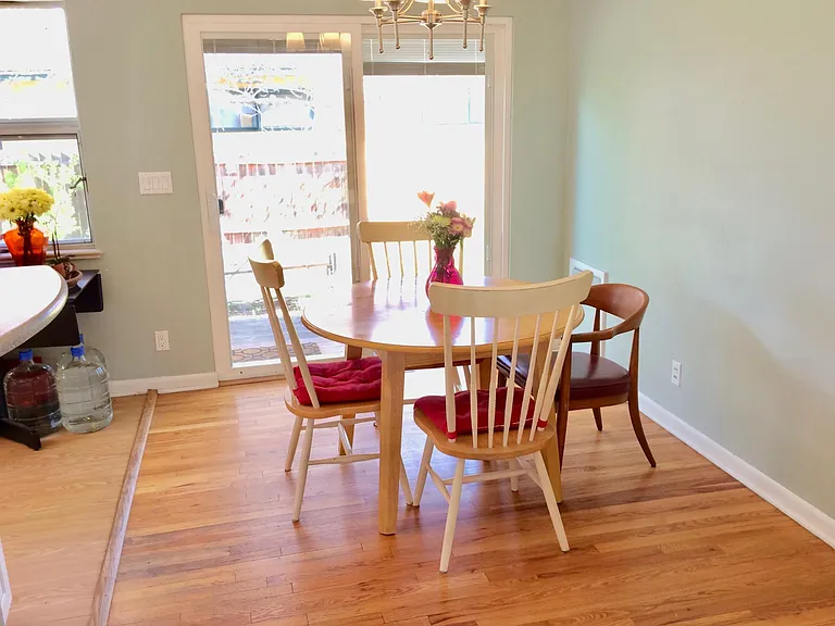 3099 Ash Ave — Photo 9