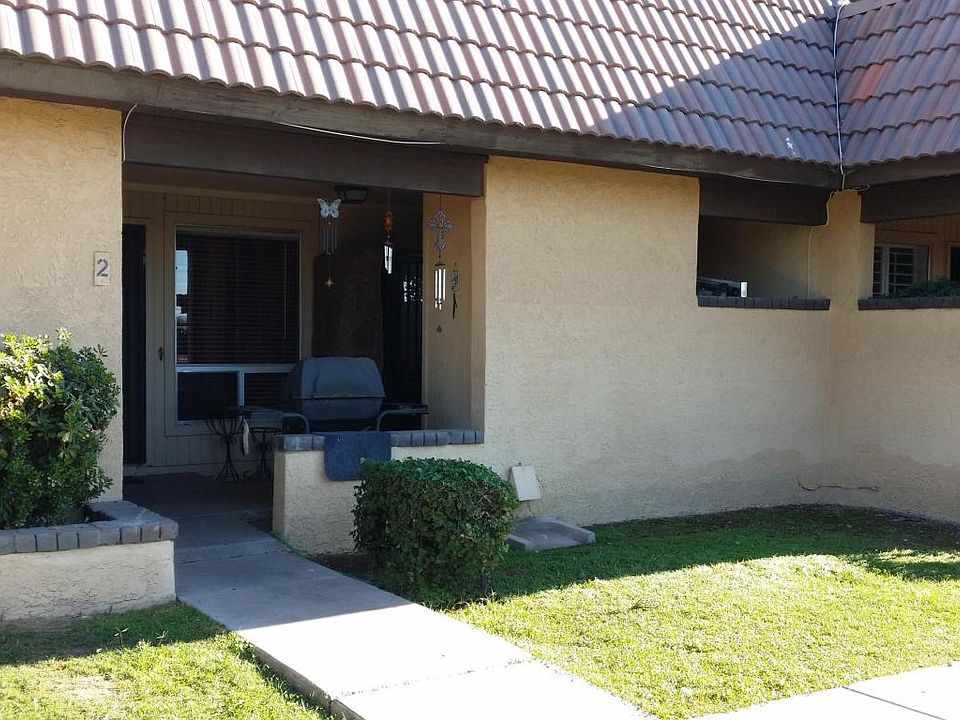 1st image of 9009 W Elm St Unit 2