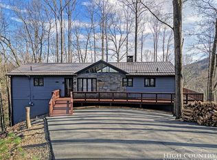208 Wishbone Dr, Deep Gap, NC 28618