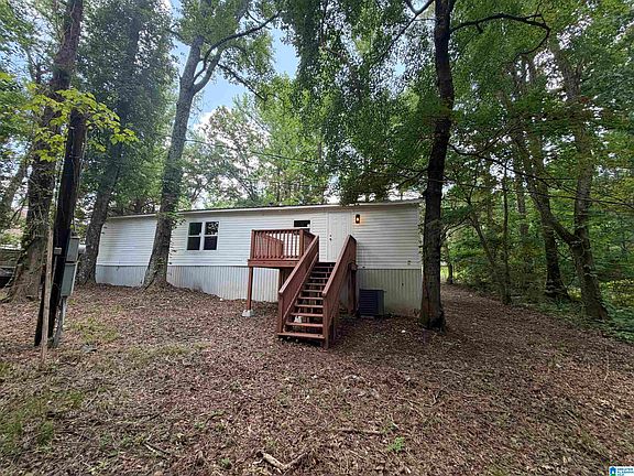 3rd image of 7510 Hines Ln