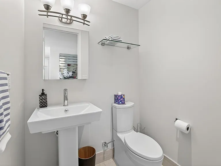 612 Bayshore Dr #702 — Photo 36