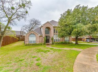 804 Ridge Crest Dr, Burleson, TX 76028