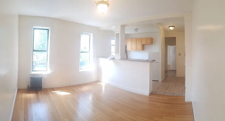 Rented by Smart NY Realty LLC | media 2