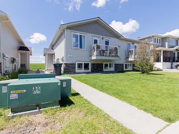 2nd image of 4406 E Lake Dr #1