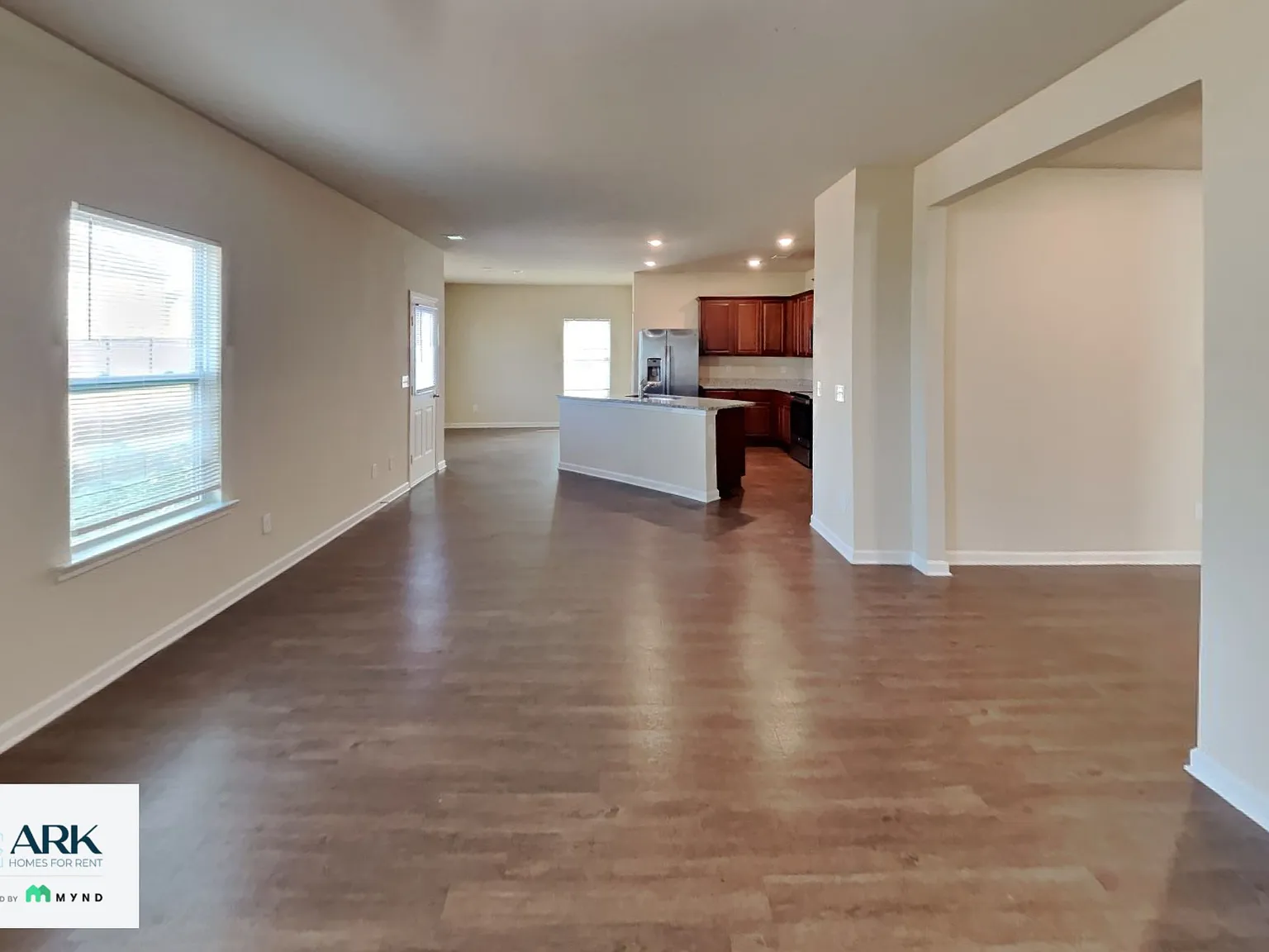 5 bed, 2.5 bath, 2619 sqft, $2,225 — Photo 2