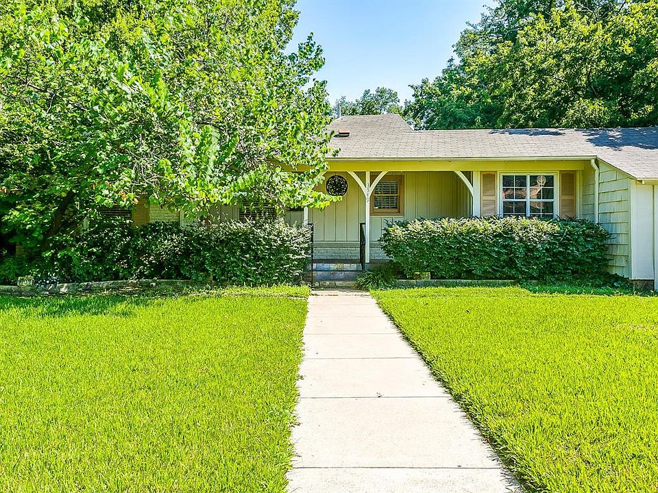 1st image of 3549 Suffolk Dr