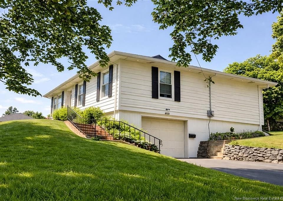 1st image of 400 Clearview Row