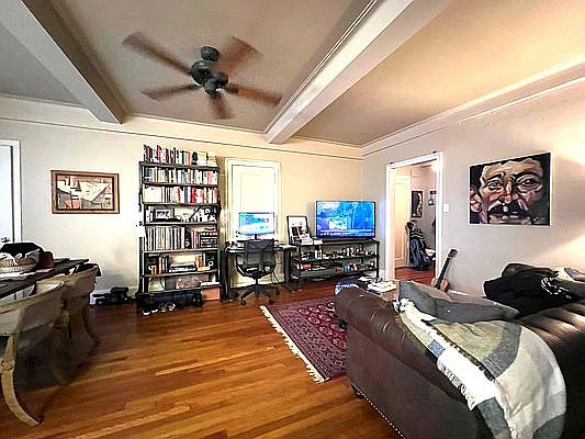 1st image of 162 W 56th St APT 1006