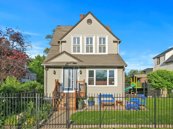 907 N 18th Ave, Melrose Park, IL 60160