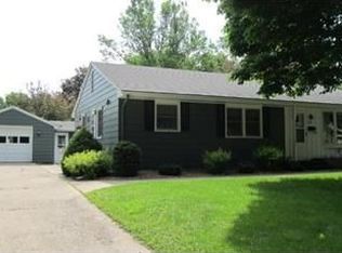 855 Home Pl, Faribault, MN 55021