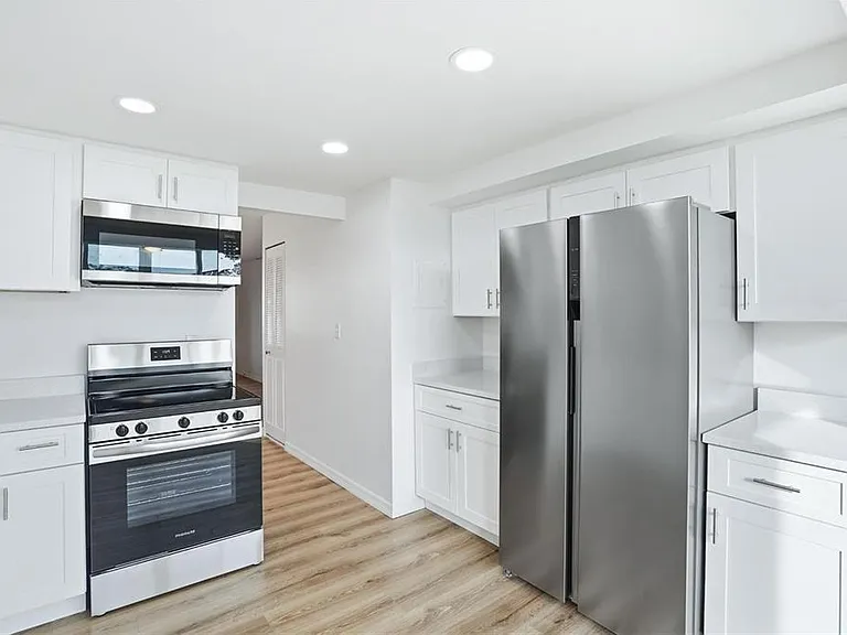 5095 Bay St NE #21O — Photo 4