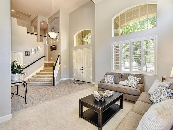 4th image of 3867 Meadow Wood Dr