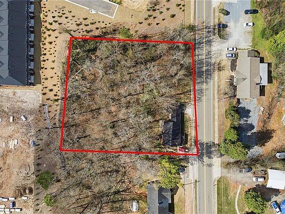 2nd image of 1004 Marietta Rd