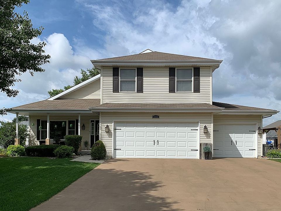 1st image of 1351 E Cap Cir