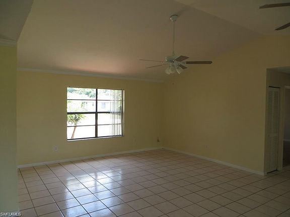 3rd image of 330 NE 9th Ter
