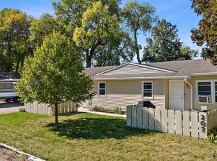 207 8th Ave S, Clear Lake, IA 50428