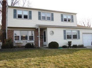 1413 Noreen Dr, Burlington, NJ 08016