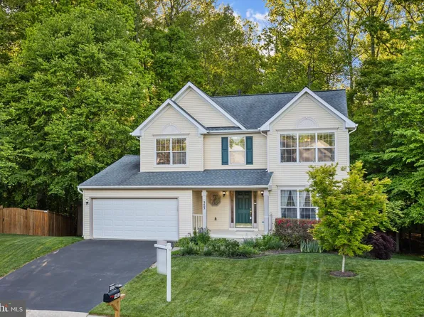 9403 Katelyn Ct, Manassas Park, VA 20111