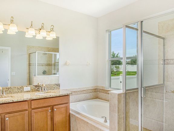 4th image of 4631 Coppola Dr
