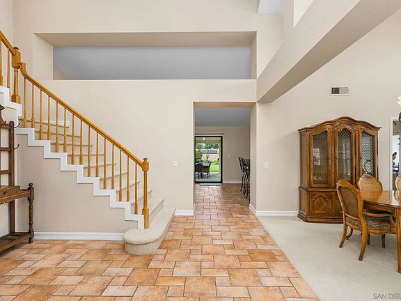 3rd image of 2087 Balboa Cir