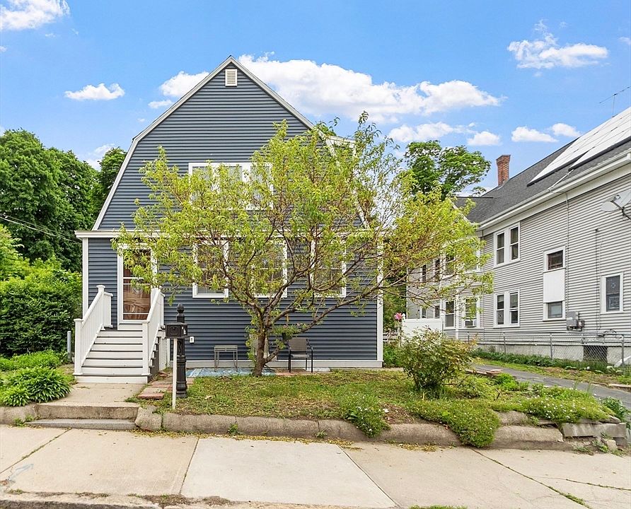 1st image of 10 Swan St