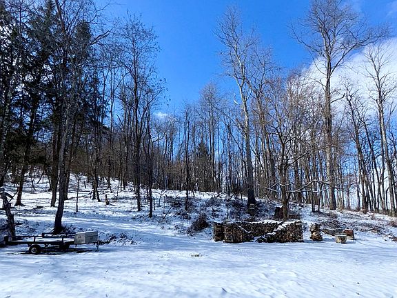 5th image of 1330 Hanky Panky Rd