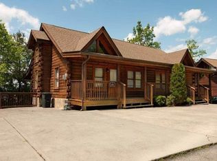 839 Golf View Blvd, Pigeon Forge, TN 37863