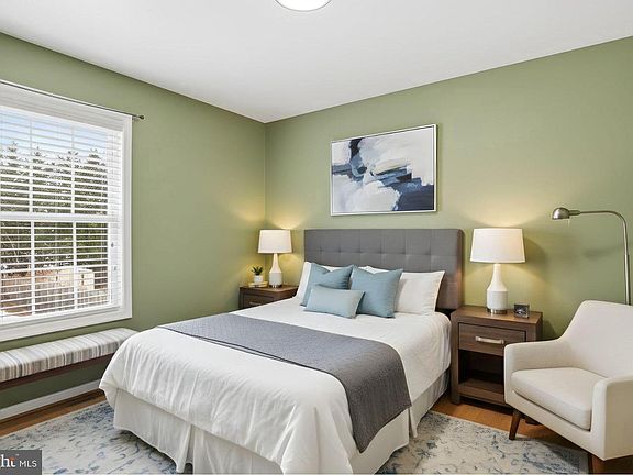 5th image of 12206 Bucky Ave