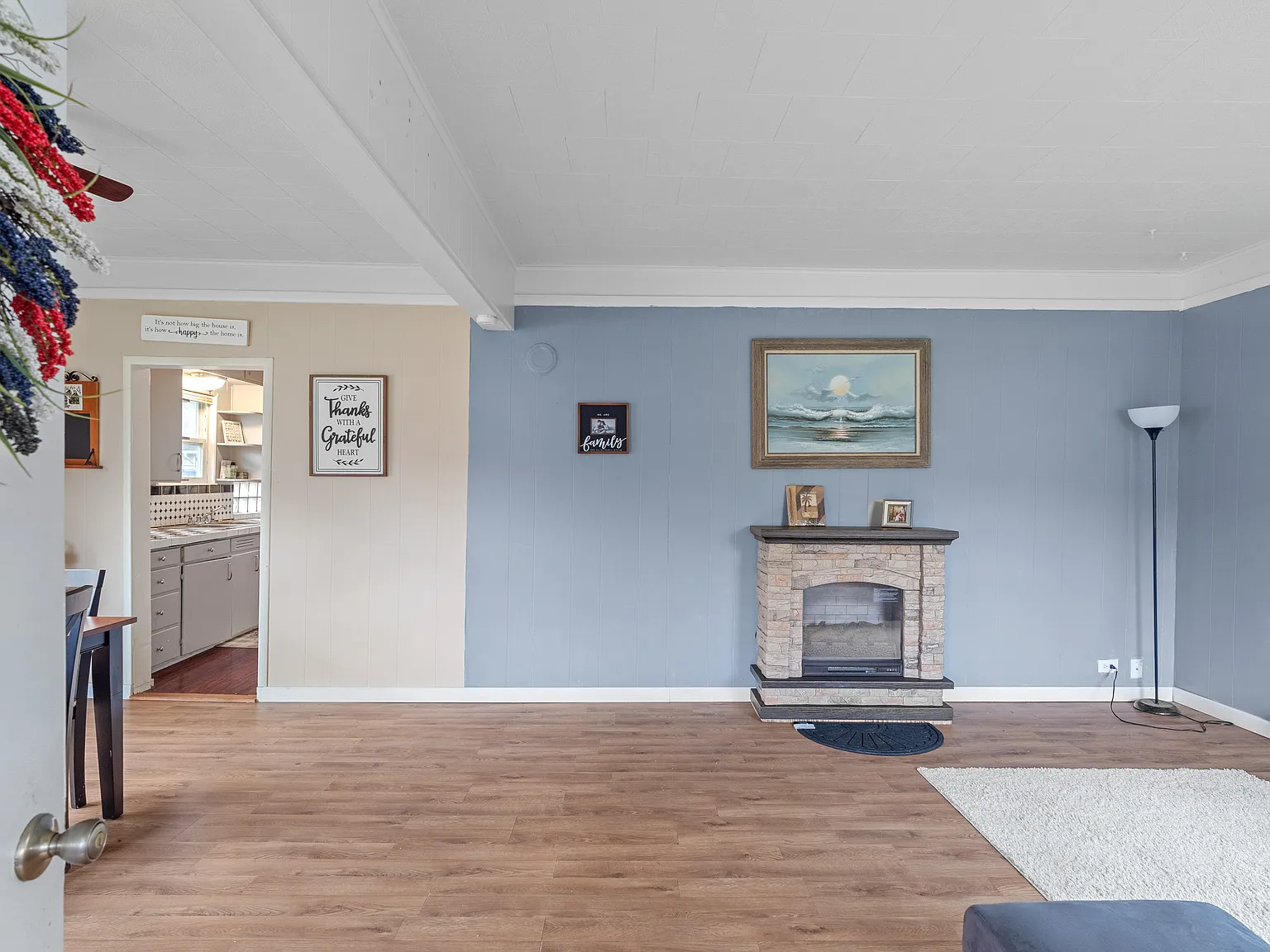 3 bed, 1140 sqft, $1,800 — Photo 3
