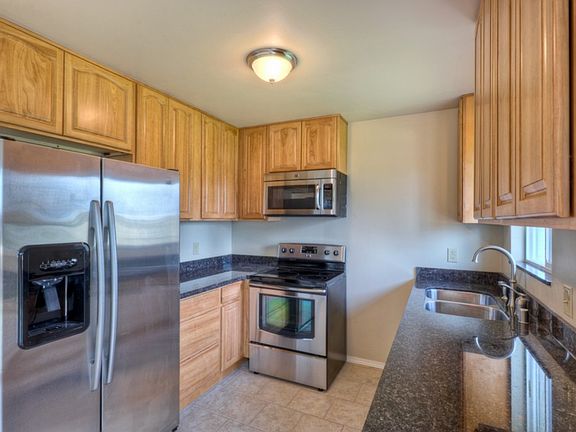 2nd image of 3242 S 162nd St