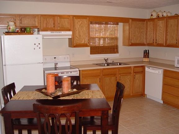 Spacious kitchen