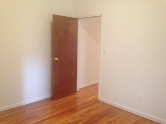 Rented by Pink Stone Realty LLC | media 4